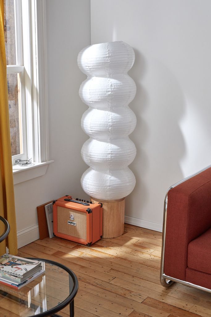 Featured image of post Paper Lantern Floor Lamps : Sculptured design paper lanterns floor lamps, handcrafted with bamboo or wired ribbing and high grade rice paper.