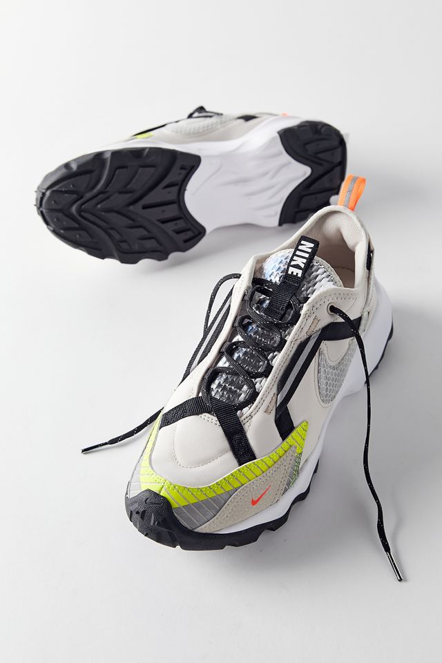 Nike TC 7900 LX 3M™ Sneaker | Urban Outfitters