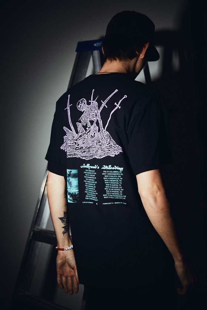 hollywood's bleeding tour merch