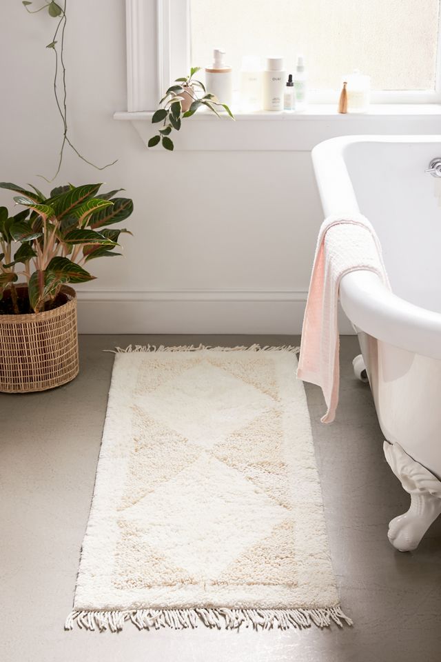 Reign Runner Bath Mat Urban Outfitters