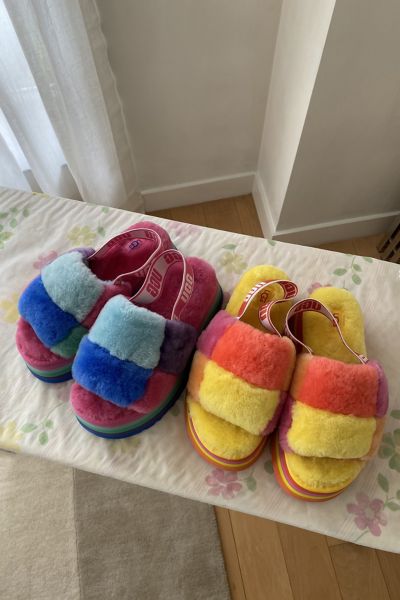 ugg fluff yeah pride slide