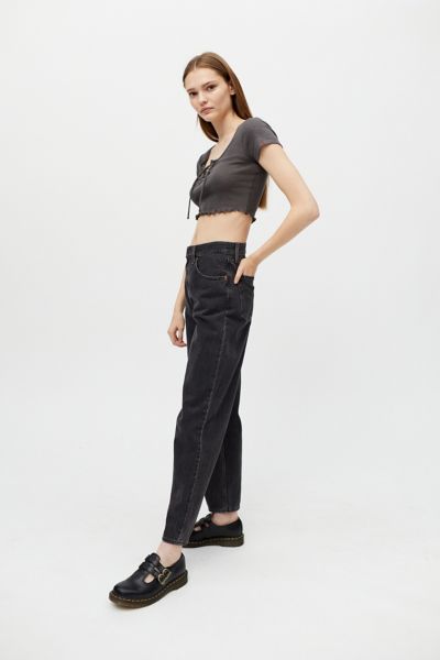 levi dad jeans urban outfitters