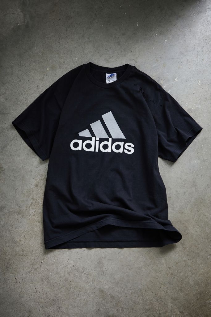 Vintage adidas Tee | Urban Outfitters