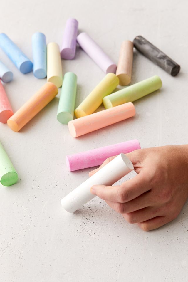 Yoobi Sidewalk Chalk Set Of 20 Urban Outfitters Canada