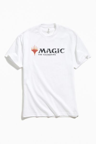 magic logo tee