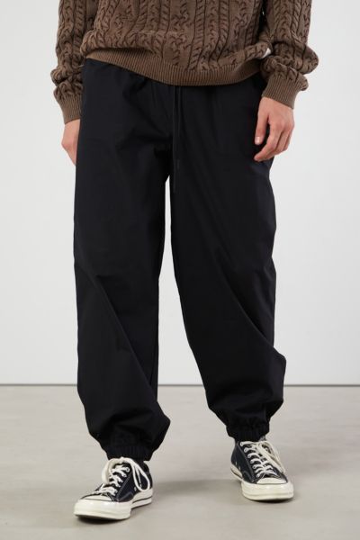 jogger pants outfitters