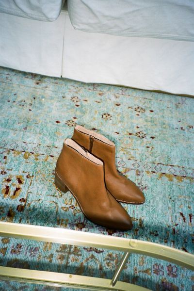 white booties urban outfitters