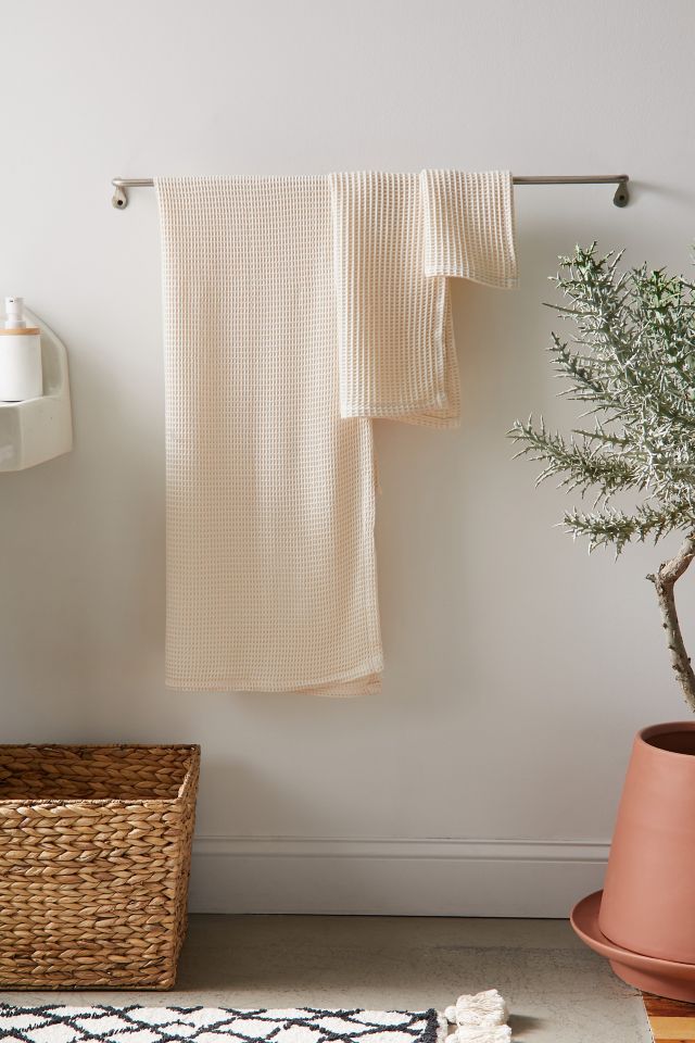 ettitude Bamboo Lyocell Waffle Towel Set | Urban Outfitters