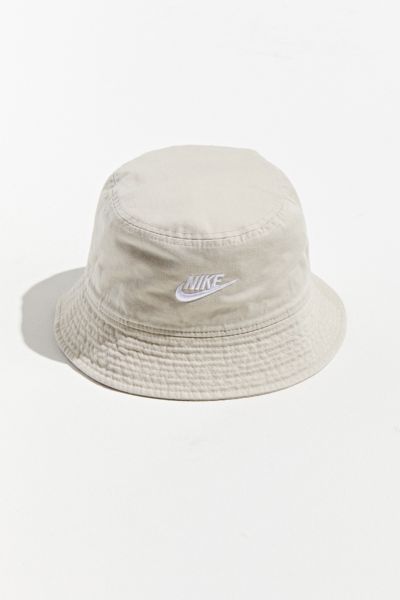 nike sportswear futura bucket hat
