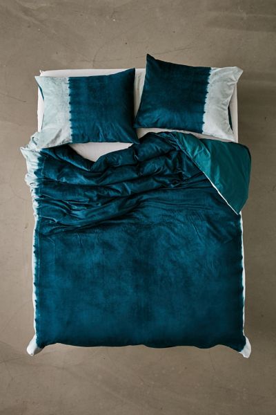 Tasha Velvet Duvet Cover | Urban Outfitters