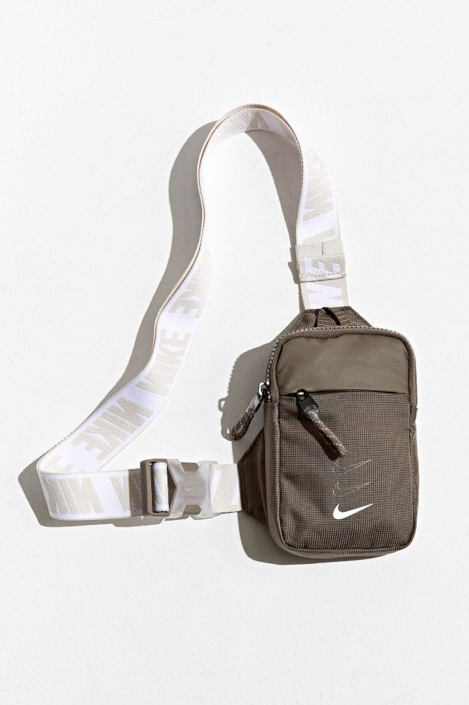 essentials sling bag nike