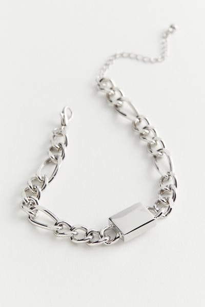 Figaro Chain Nameplate Bracelet | Urban Outfitters Canada