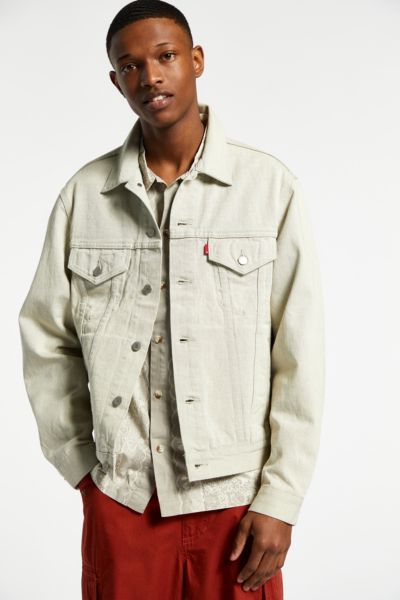 Levi’s Leftovers Vintage Fit Denim Trucker Jacket | Urban Outfitters