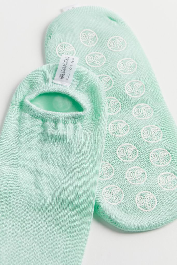 Earth Therapeutics Moisturizing Gel Booties Urban Outfitters