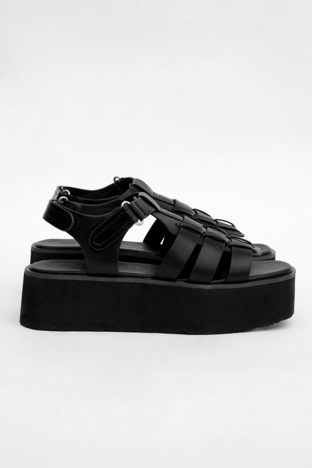 UO Shaina Huarache Flatform Sandal | Urban Outfitters
