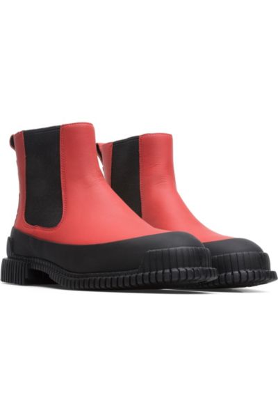 camper red boots