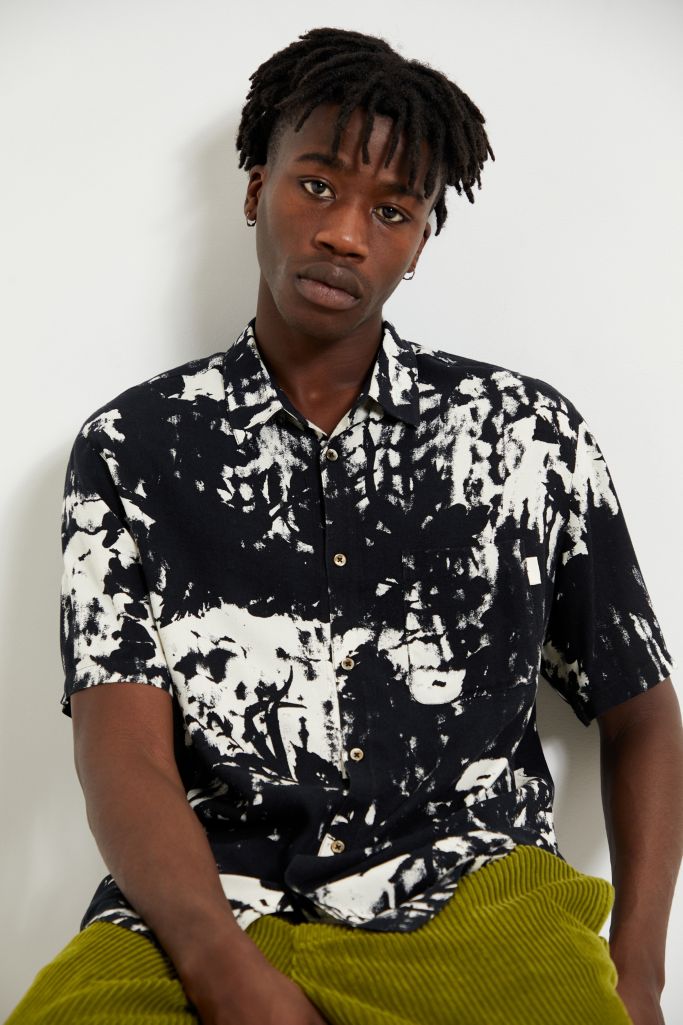 UO Abstract Print Short Sleeve Shirt | Urban Outfitters