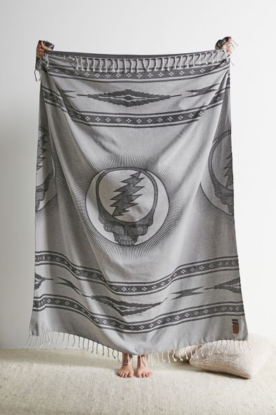Slowtide Fillmore Grateful Dead Throw Blanket | Urban Outfitters