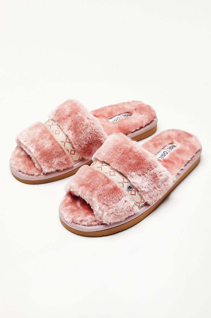 London Slipper Urban Outfitters