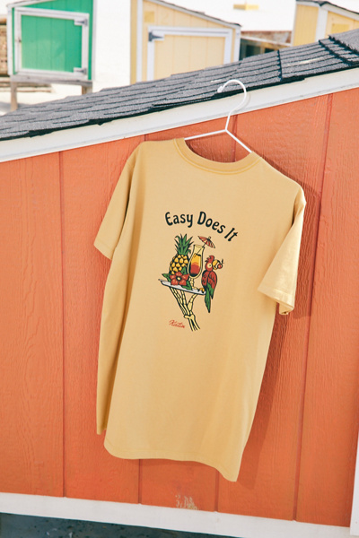 Graphic T-Shirts + Sweatshirts for Men | Urban Outfitters