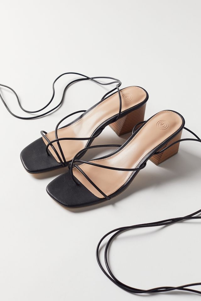 UO Kendal Strappy Heeled Sandal | Urban Outfitters