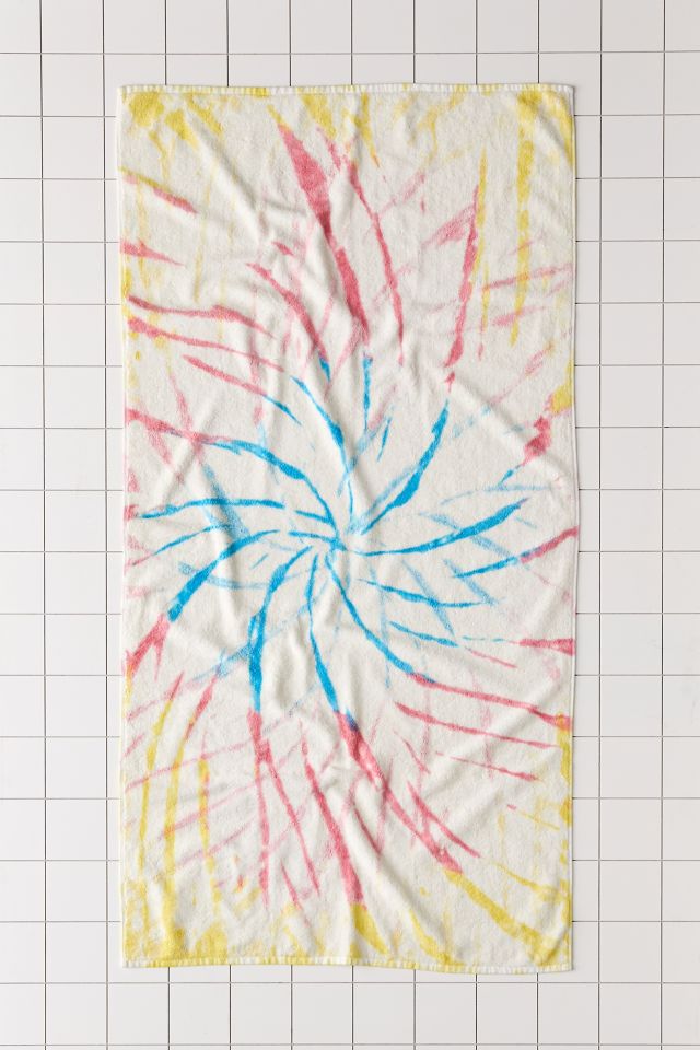 Swirl TieDye Bath Towel Urban Outfitters
