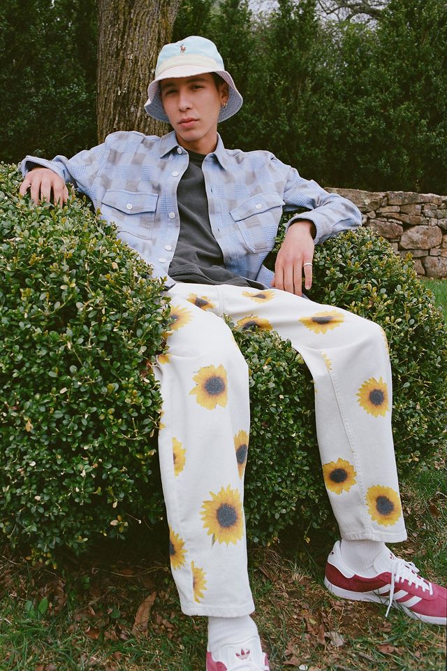 BDG Bow Fit Jean – Printed Sunflower | Urban Outfitters