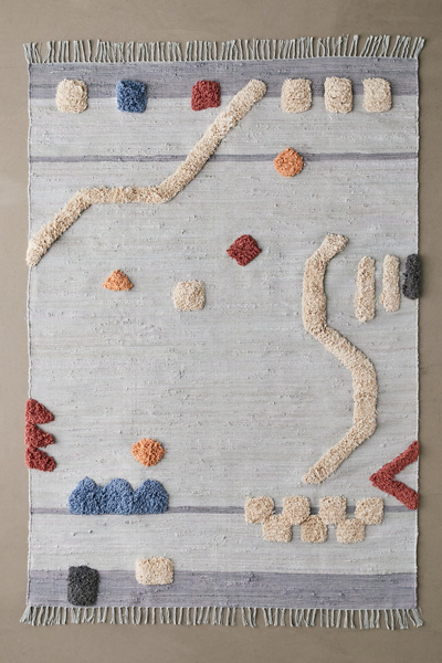 Rowan Tufted Rug | Urban Outfitters