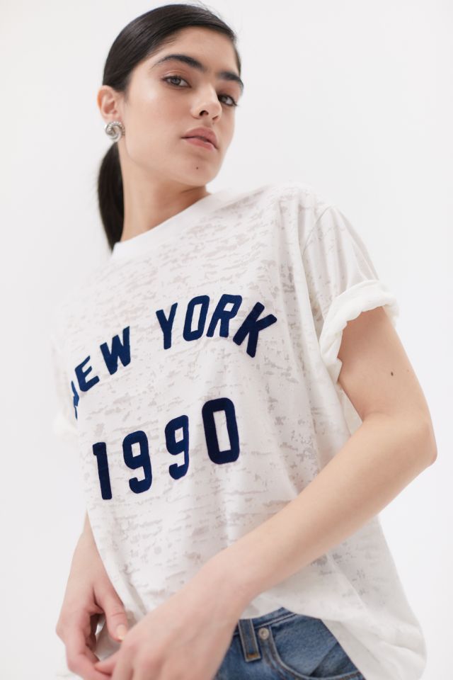 New York 1990 Flocked Tee | Urban Outfitters
