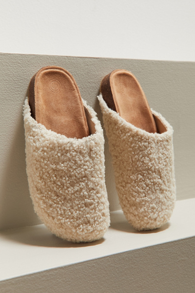 clogs with shearling