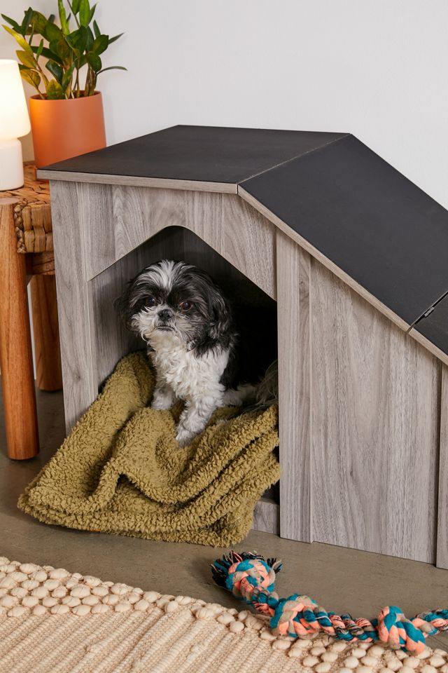 Multifunction Doghouse Urban Outfitters