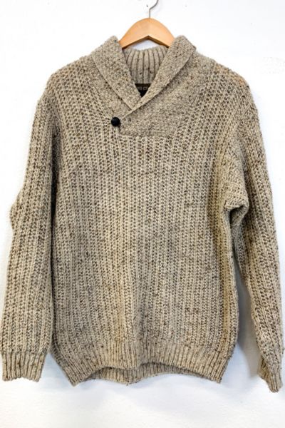 Vintage Button-Neck Pullover Sweater | Urban Outfitters