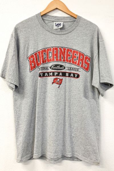 Vintage Tampa Bay Buccaneers Tee Shirt | Urban Outfitters