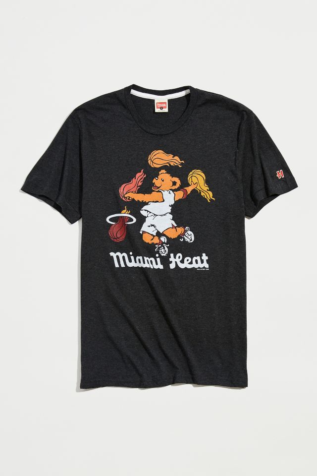 NBA x Grateful Dead x 76ers T-Shirt from Homage. | Red | Vintage Apparel from Homage.