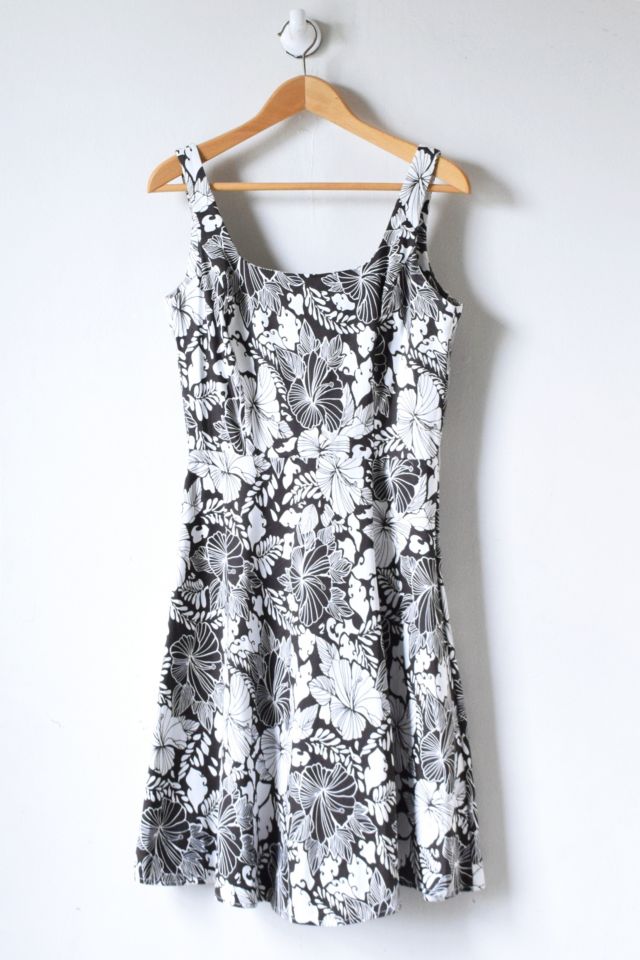 Vintage 90s Black & White Hibiscus Floral Printed Dress | Urban Outfitters