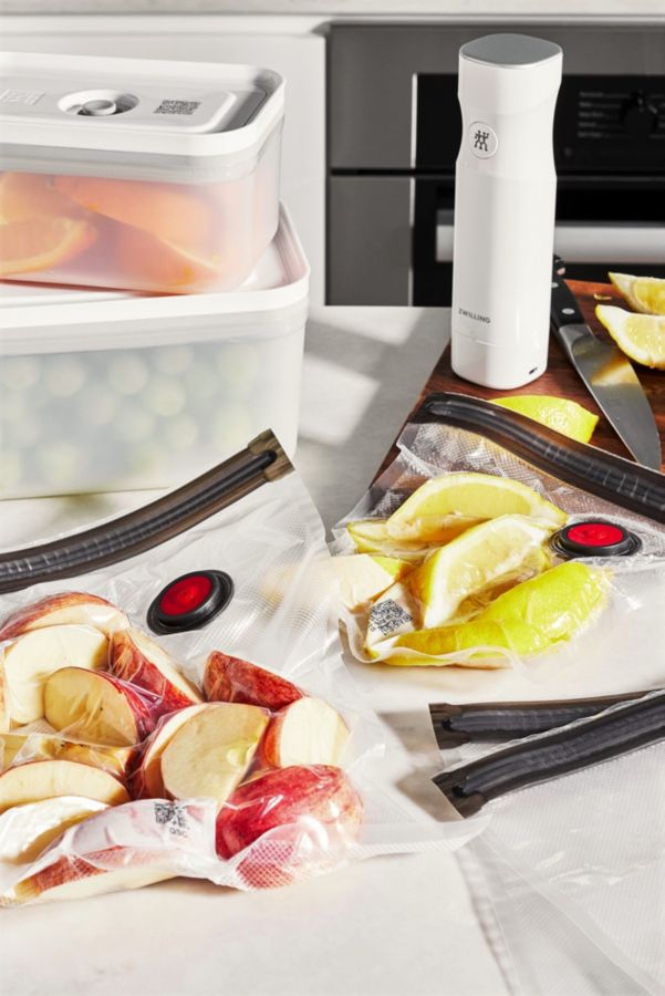 Slide View: 2: ZWILLING Fresh & Save Vacuum Food Storage 7 Piece Set