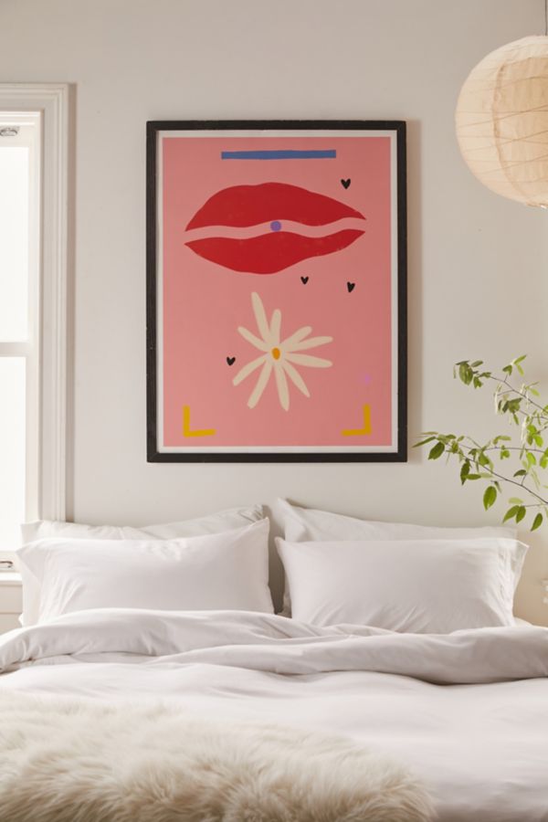 Slide View: 1: sandrapoliakov Pearl And Daisy Art Print