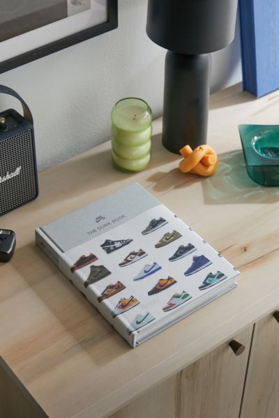 sb dunk book