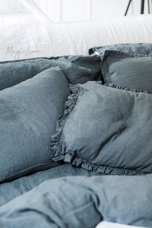 Slide View: 4: MagicLinen 3-Piece Linen Duvet Cover Set