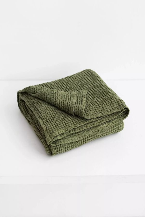 Slide View: 1: MagicLinen Waffle Throw