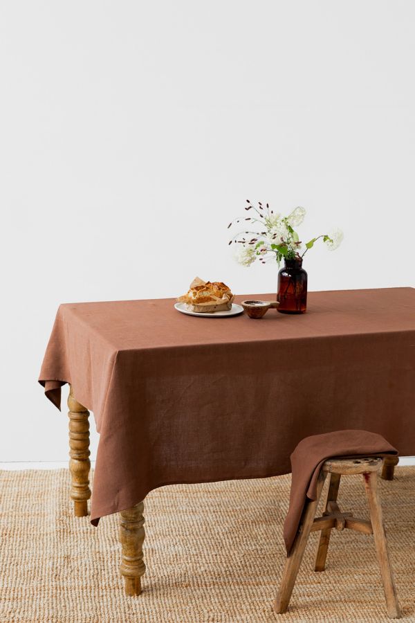 Slide View: 1: MagicLinen Linen Tablecloth