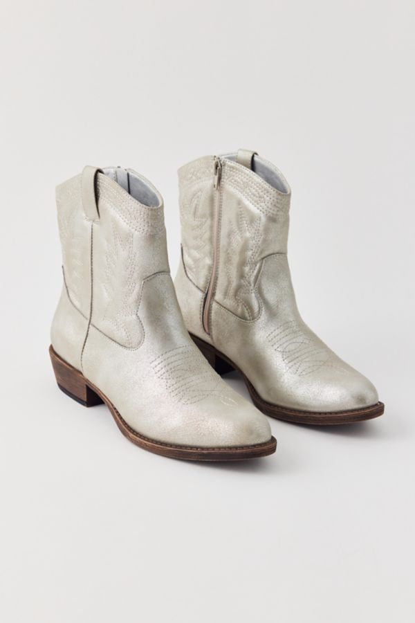 Slide View: 3: Matisse Footwear Pistol Cowboy Boot