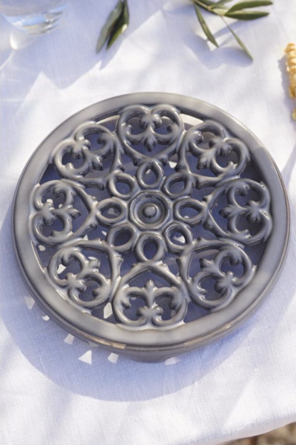 Slide View: 1: Staub Cast Iron Round Lilly Trivet