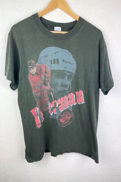 steve yzerman t shirt