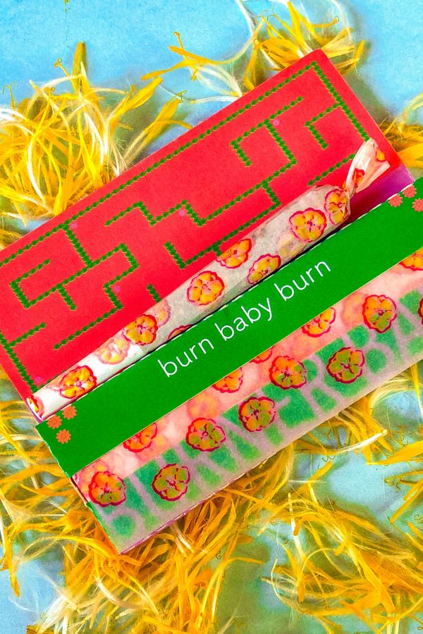 Slide View: 5: Burner Babe Poppy Rolling Papers