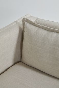 Slide View: 5: Maia Sofa