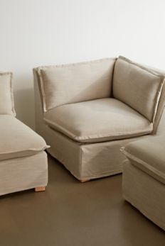 Slide View: 5: Maia Sectional Sofa