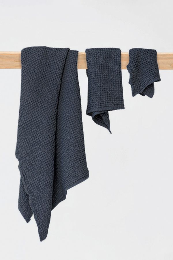 Slide View: 2: MagicLinen 3-Piece Waffle Towel Set