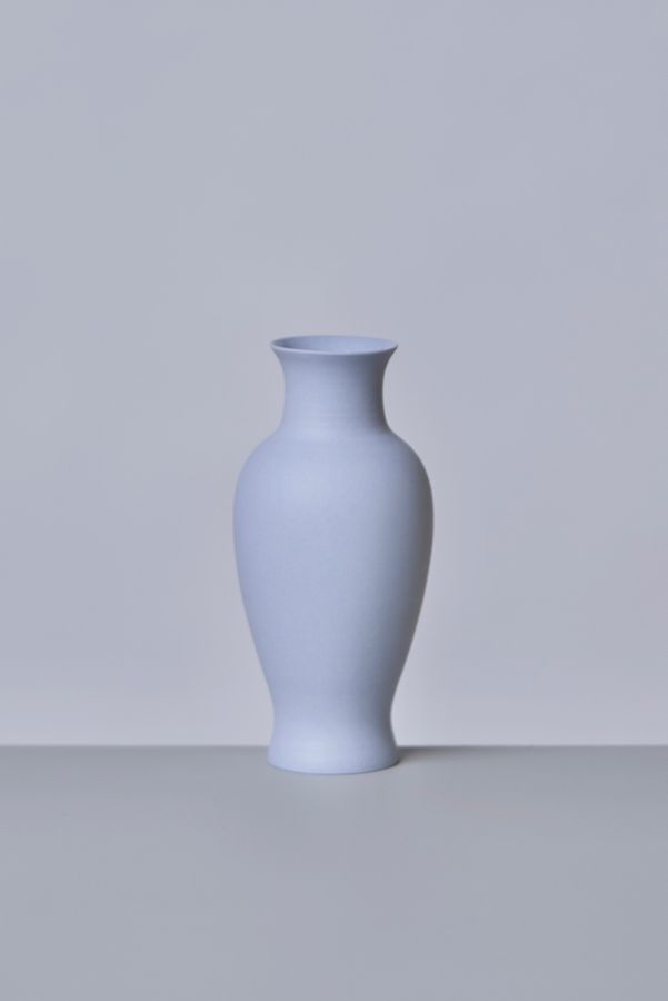 Slide View: 1: Middle Kingdom Miniature Porcelain Pear Vase