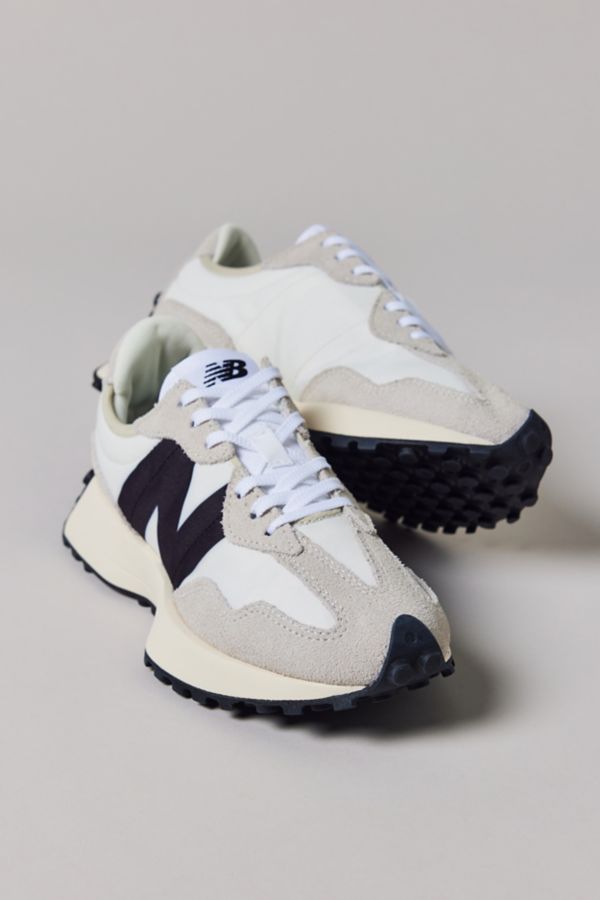 Slide View: 1: New Balance Women’s 327 Sneaker